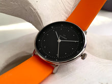 Lade das Bild in den Galerie-Viewer, F | C14 Kautschukarmband