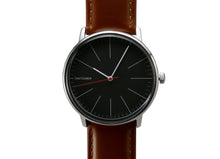 Lade das Bild in den Galerie-Viewer, K | C29 Schwarze Linie | Braunes Sattelleder