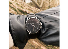 Lade das Bild in den Galerie-Viewer, I | C14 Schwarzes Lederarmband